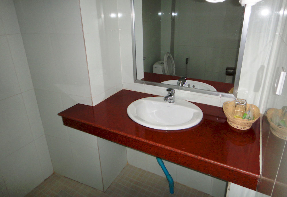 קמפוט Nyny Hotel מראה חיצוני תמונה