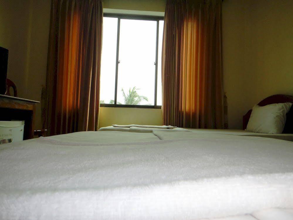 קמפוט Nyny Hotel מראה חיצוני תמונה